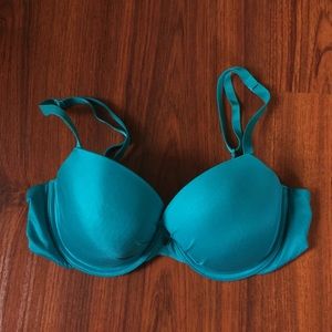 VS Fabulous Lined Demi Bra